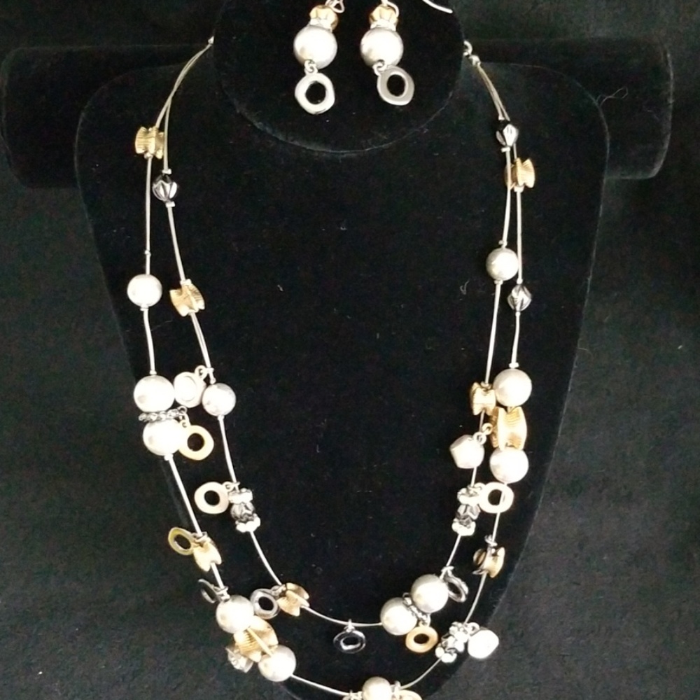 Chico's Sculpted Metal and Crystal Set
